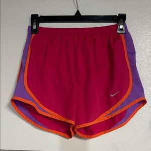 NIKE WOMENS DRI FIT RUNNING ATHLETIC SHORTS PINK SMALL
